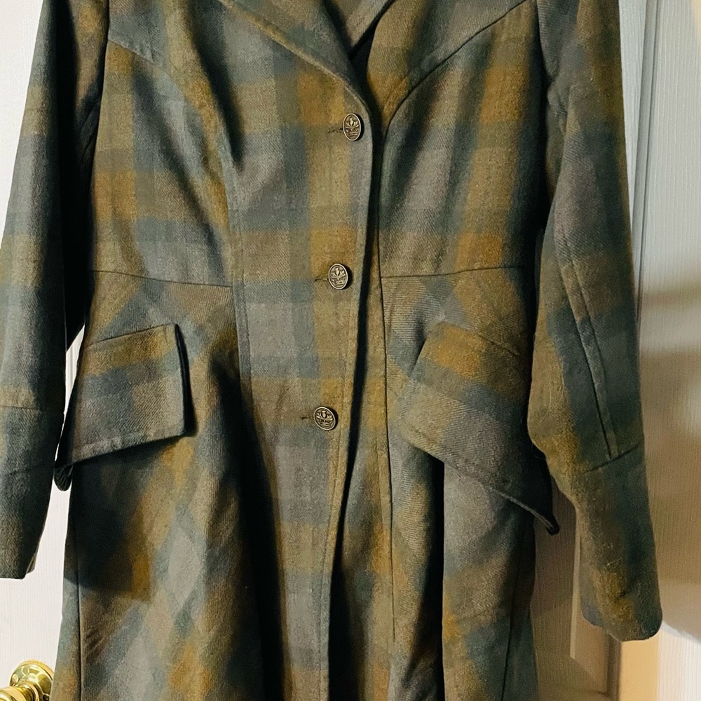 Hot Topic Outlander the Series Checkered Trench Coat - Olive and Mustard